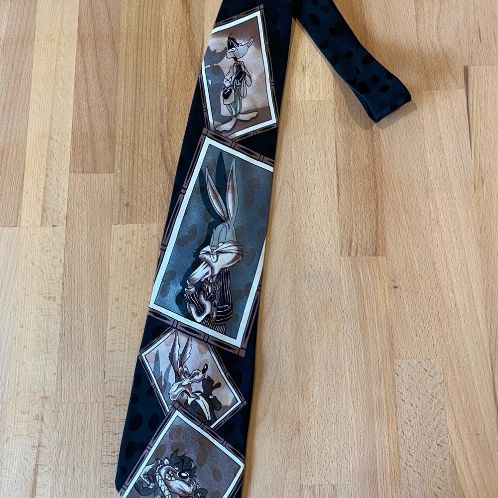 Looney Tunes, Bugs Bunny, Vintage 1994 Silk Necktie